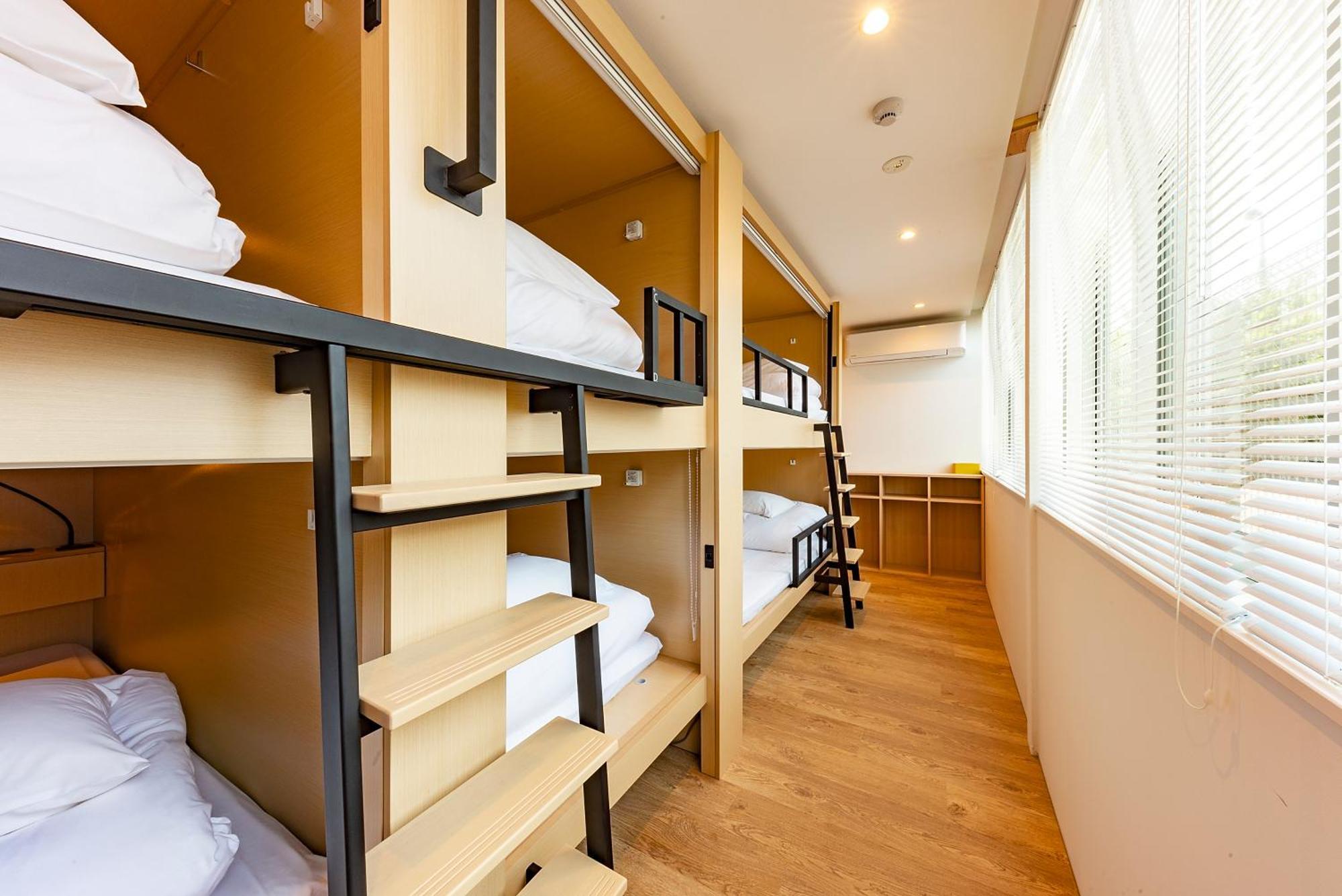 Plat Hostel Keikyu Kamakura Wave Luaran gambar
