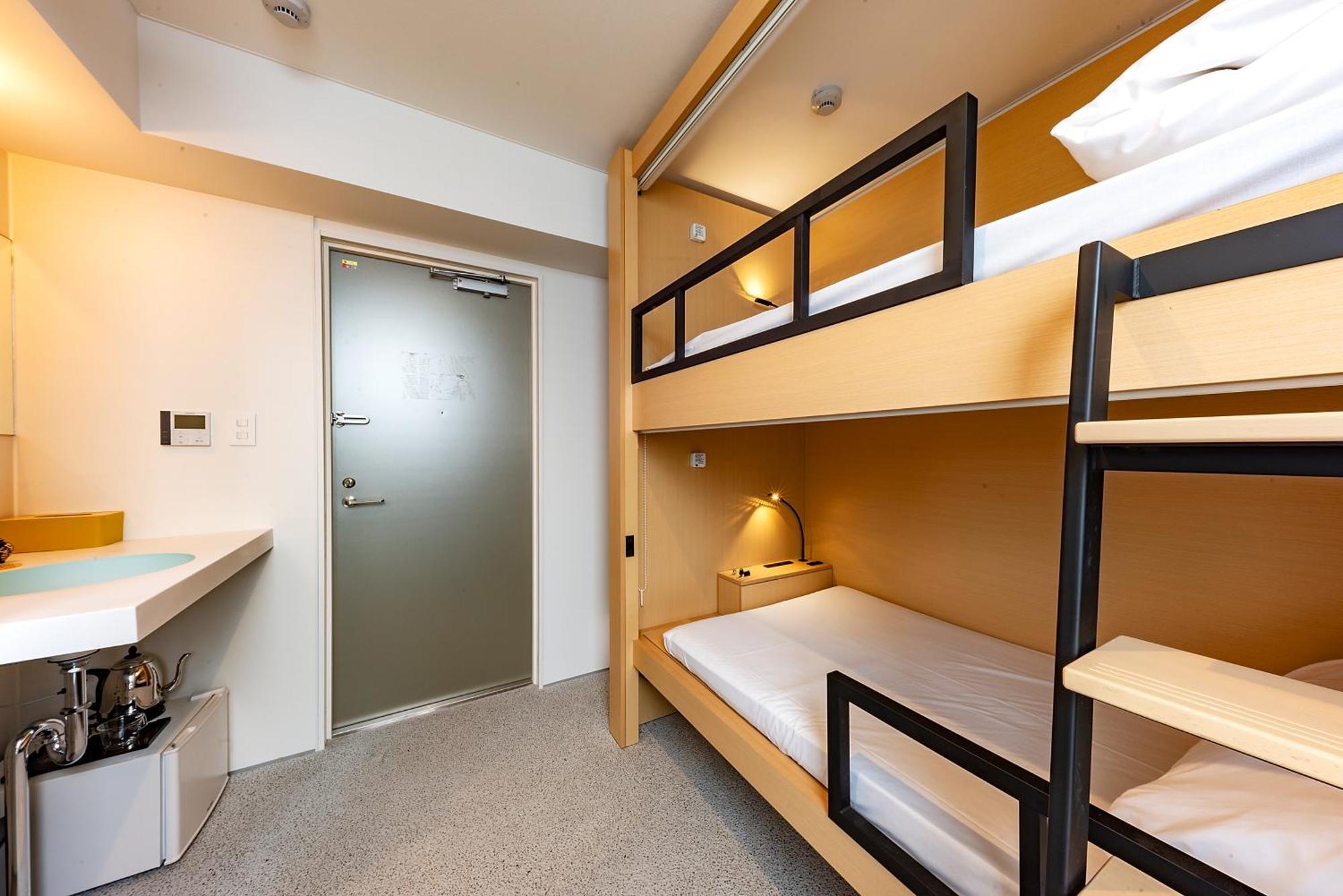 Plat Hostel Keikyu Kamakura Wave Luaran gambar